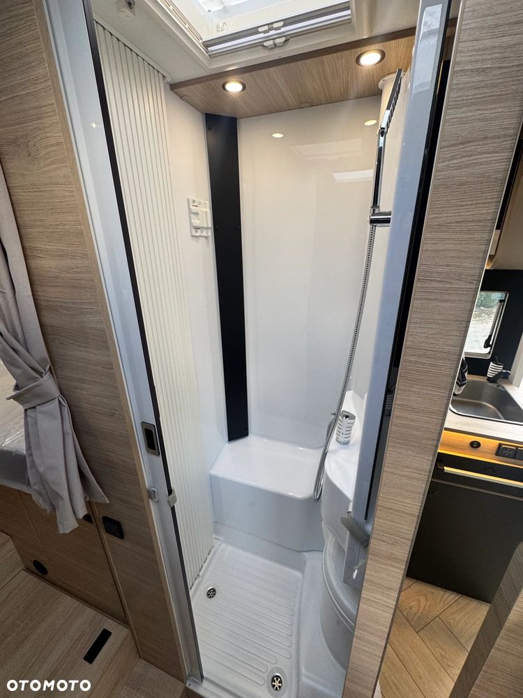 Ford Chausson 627 Titanium Line - 33