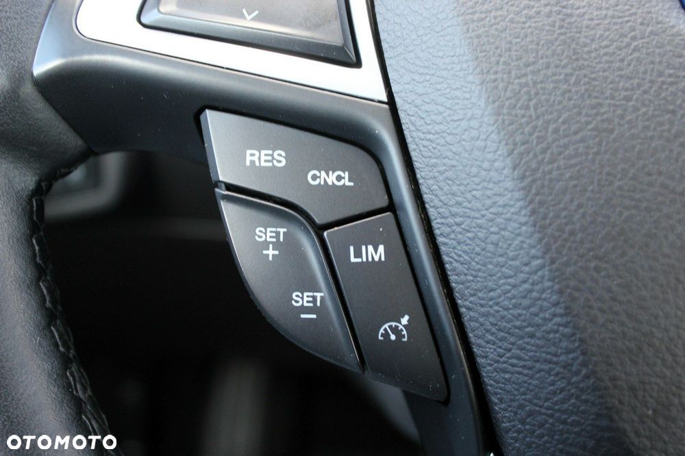 Ford Mondeo 2.0 Hybrid Trend - 28