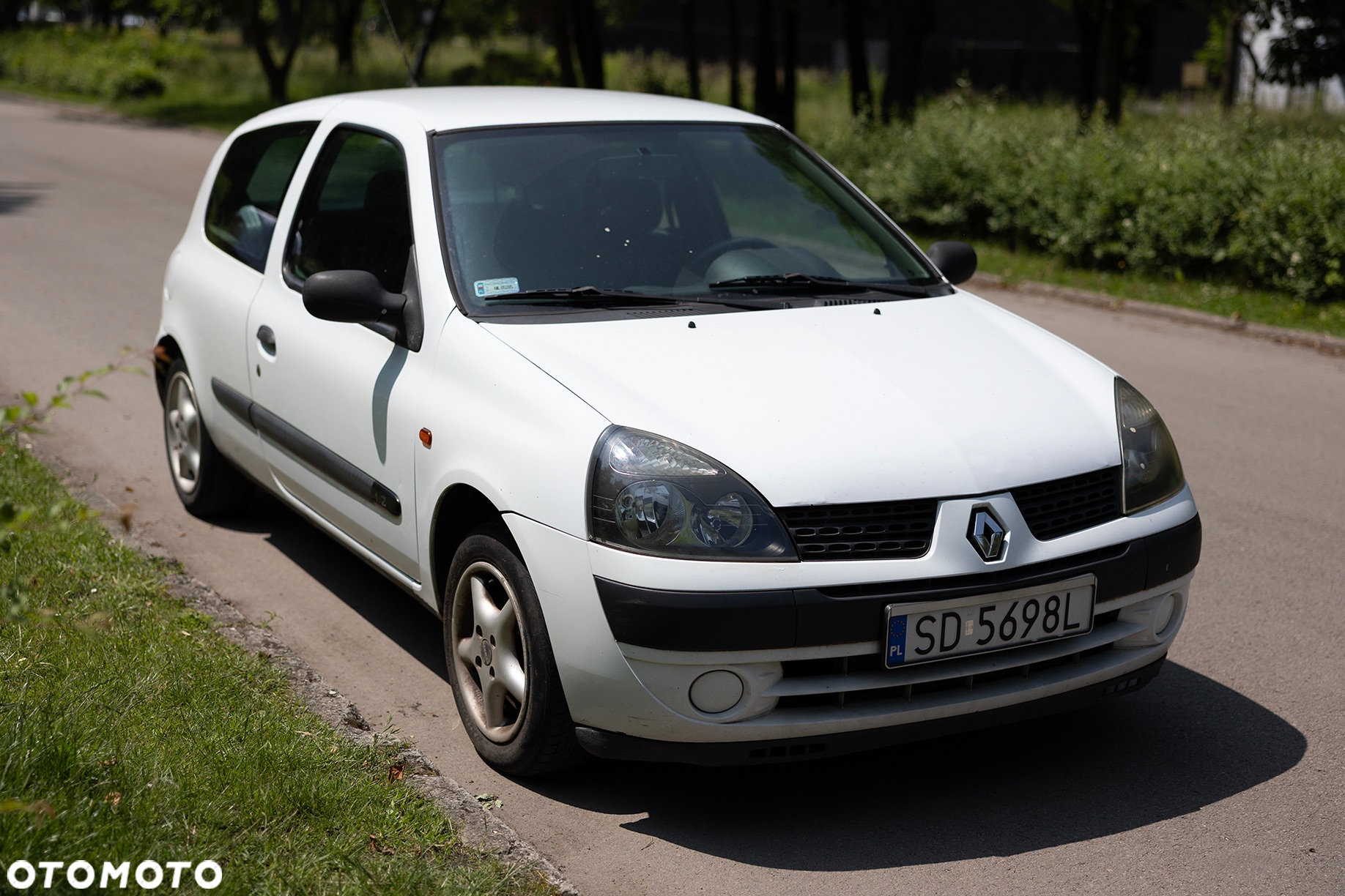 Renault Clio - 8