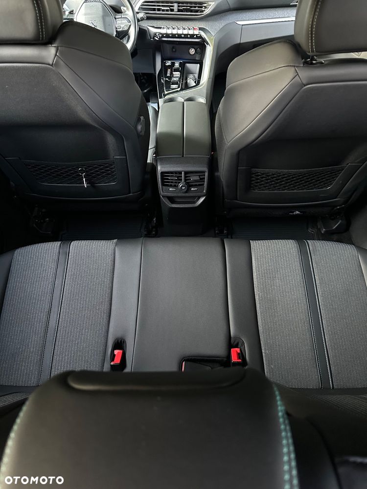 Peugeot 3008 1.5 BlueHDi Allure S&S EAT8 - 8