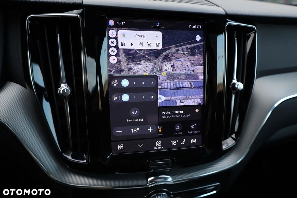 Volvo XC 60 T6 AWD Recharge Geartronic RDesign - 14