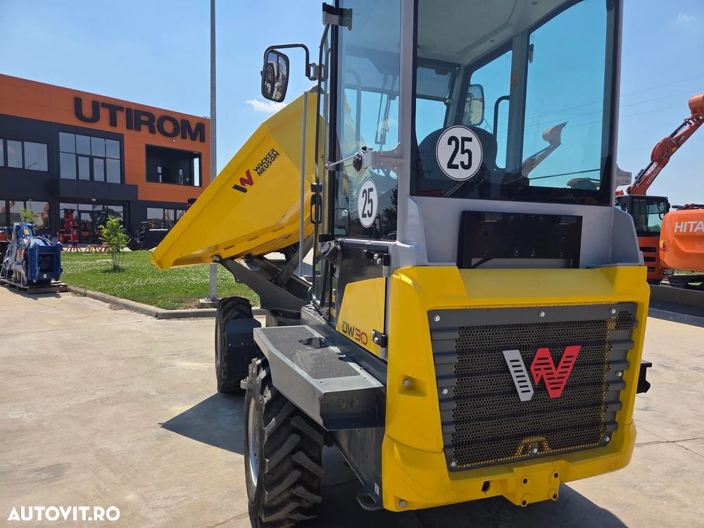 Wacker DUMPER 3 TONE, basculare LATARALA, CABINA cu aer conditionat, 2023, EX DEMO cu 152 ore, anv 98% ok, motor Perkins 50CP, lungime 3,7m, inaltime 2,8m, latime 1,8m, Masa operationala 5,8t, masa propie 2,8t, leasing 4 ani-CA NOU-PROMOTIE 26.900Eur+Tva - 29