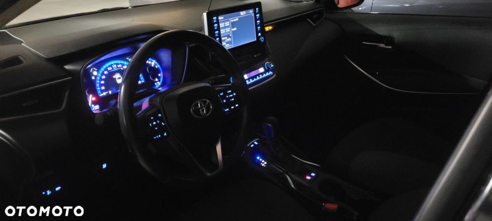 Toyota Corolla - 8