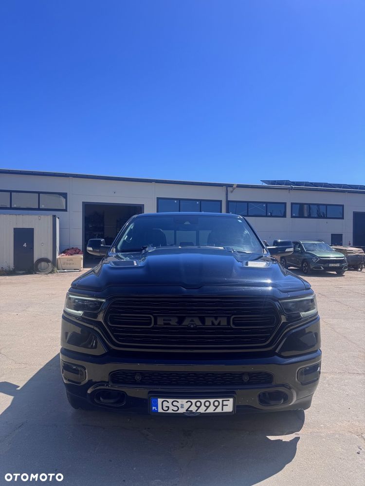 Dodge RAM 5.7 4x4 - 1
