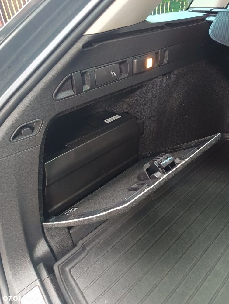 Skoda Superb 2.0 TDI SCR Style - 11