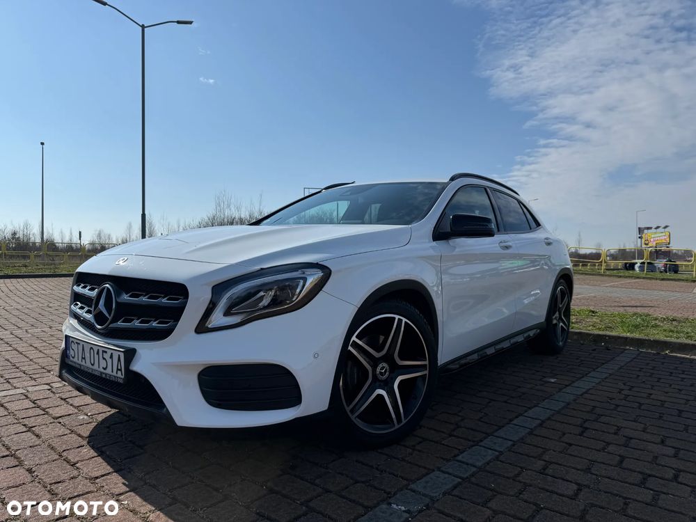 Mercedes-Benz GLA 220 4-Matic AMG Line - 2
