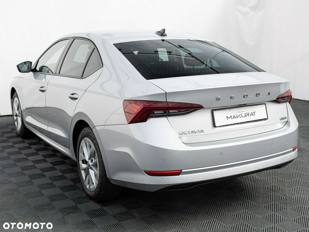 Skoda Octavia 1.5 TSI e-Tec Ambition DSG - 5