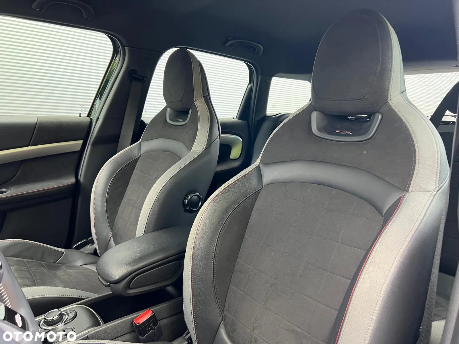 MINI Countryman Cooper S ALL4 John Cooper Works Trim - 13