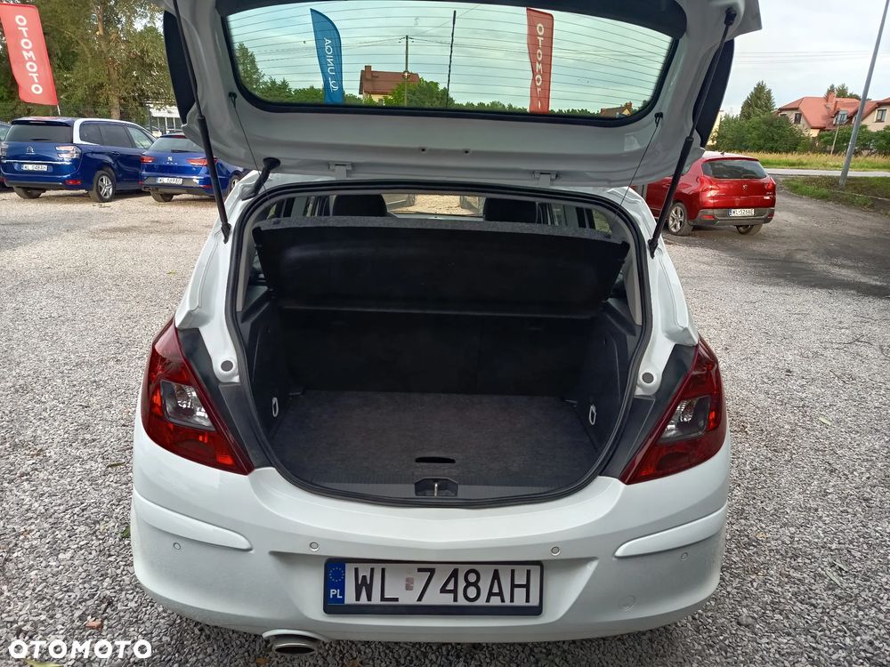 Opel Corsa 1.4 16V Active - 30