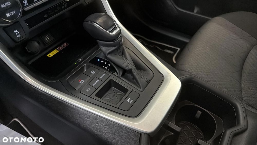 Toyota RAV4 2.5 Hybrid Comfort 4x2 - 16