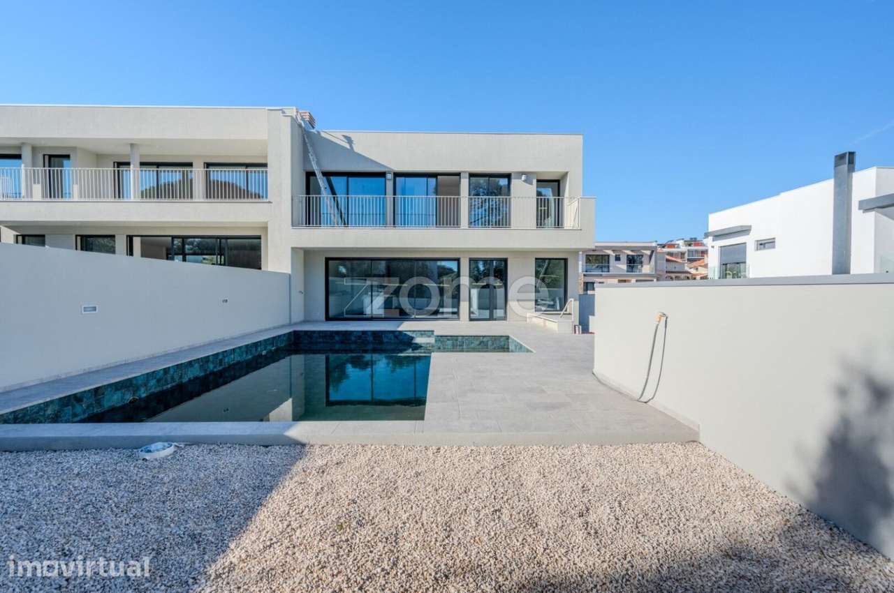 Moradia T3 c/garagem e piscina aquecida, a 15 mins de Lisboa / Cascais - Grande imagem: 2/22