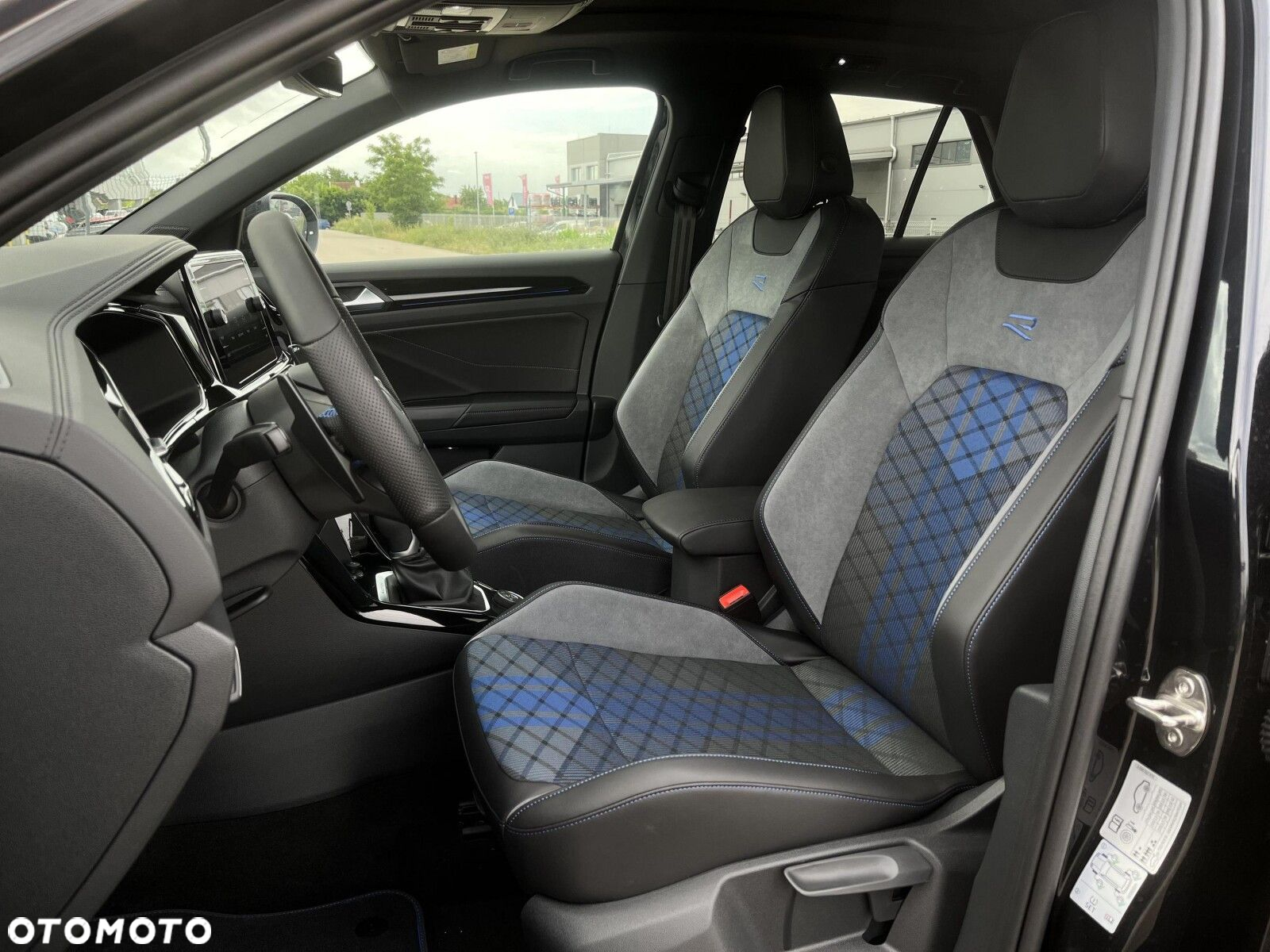 Volkswagen T-Roc 2.0 TSI 4Motion R DSG - 18