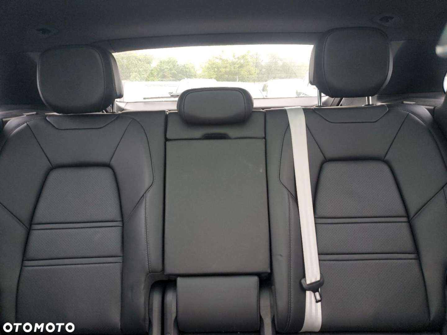 Porsche Cayenne - 3