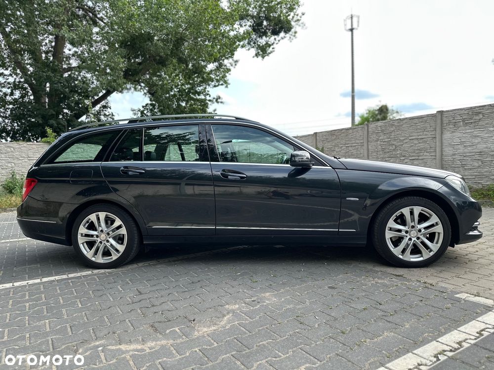 Mercedes-Benz Klasa C 220 CDI BlueEff Avantgarde - 6