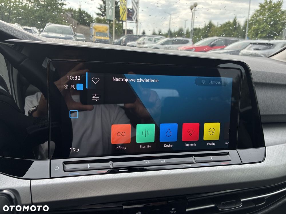 Volkswagen Golf 1.5 TSI EVO Life - 24