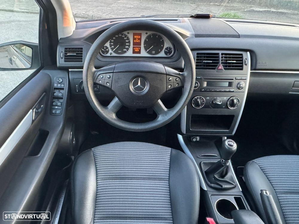 Mercedes-Benz B 150 BlueEFFICIENCY - 9