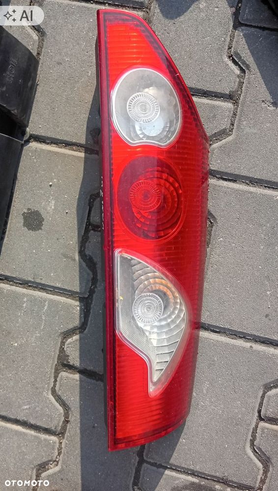 lampa tylna lewa renault kango ii 2 8200419941 - 1