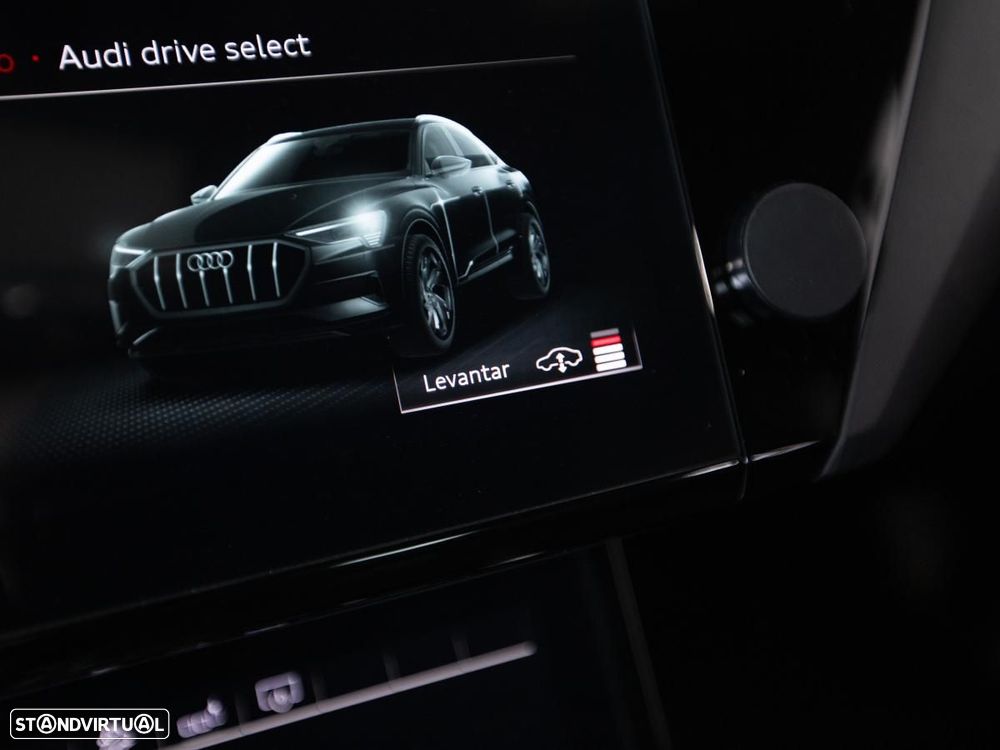 Audi e-tron Sportback 50 quattro S line - 30