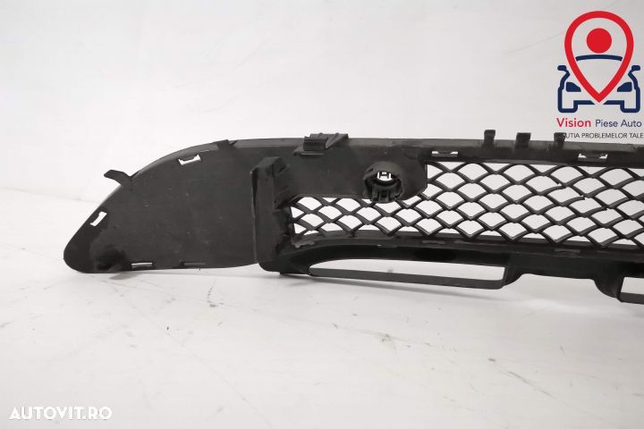 Grila Centrala Inferioara Fata Cu Senzori Originala In Stare Buna Merc - 5