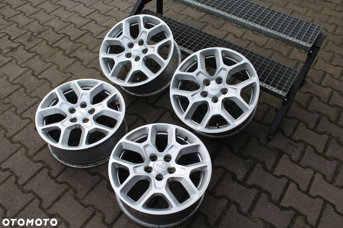 JEEP COMPASS RENEGADE 17cali 5x110 ET40 7J TPMS - 6