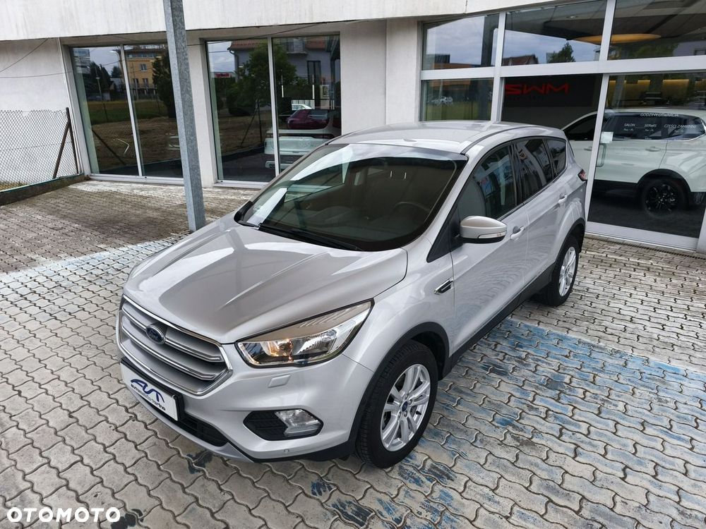 Ford Kuga 1.5 EcoBoost 2x4 SYNC - 11