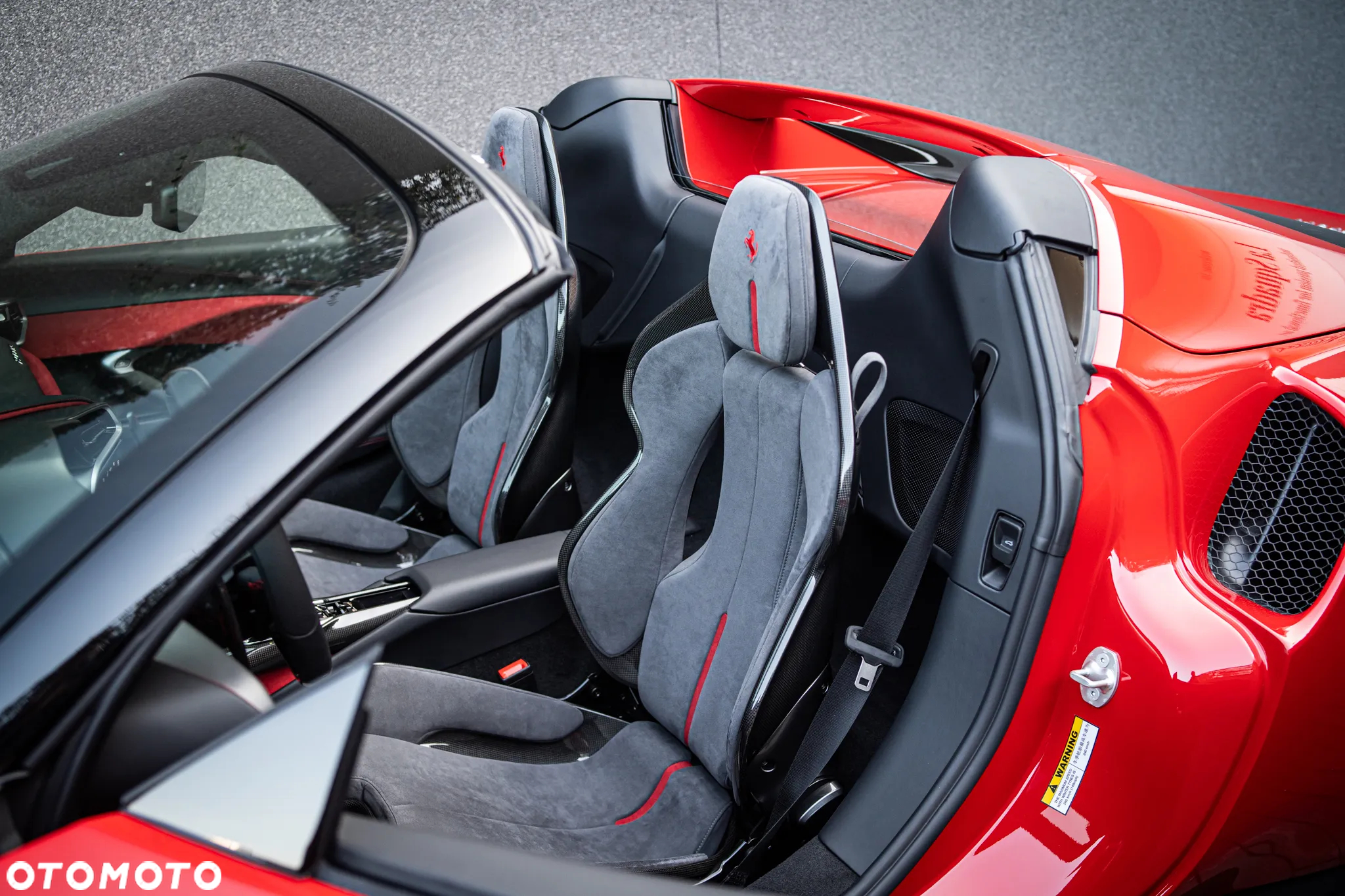 Ferrari 296 GTS - 14