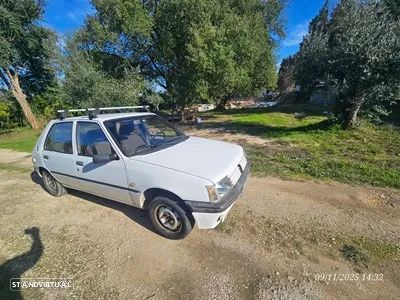Peugeot 205 - 3