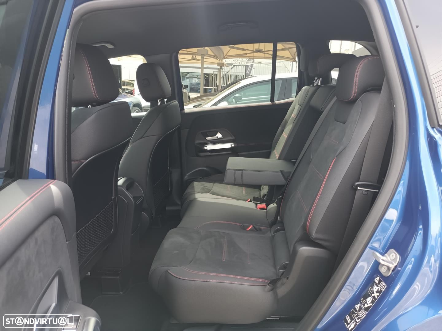 Mercedes-Benz GLB 180 d AMG Line - 12
