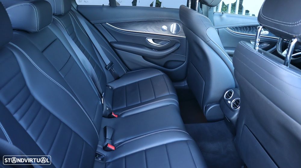 Mercedes-Benz E 300 de AMG Line - 31