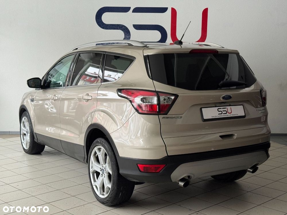 Ford Kuga - 15