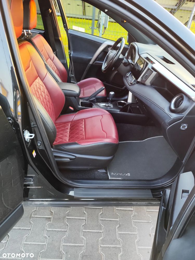 Toyota RAV4 Hybrid Premium 4x4 - 25