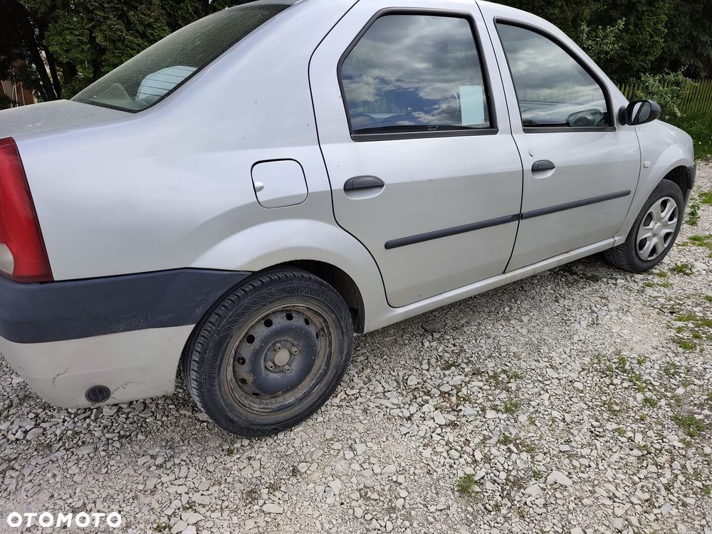 Dacia Logan - 10