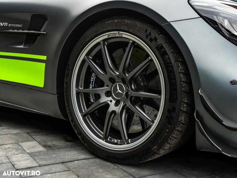 Mercedes-Benz AMG GT - 24
