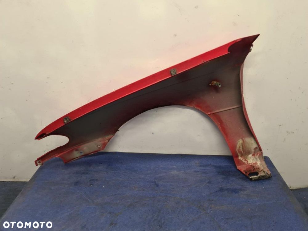 OPEL ASTRA F LIFT BŁOTNIK PRZÓD PRAWY Y547 - 5