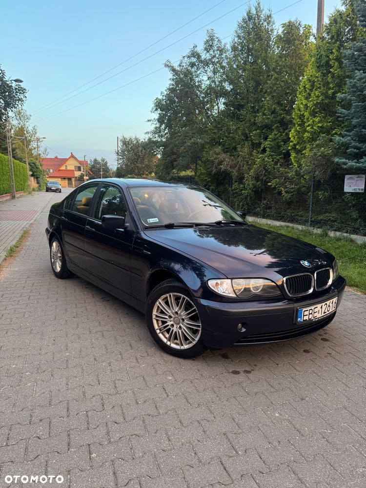 BMW Seria 3 318i - 2