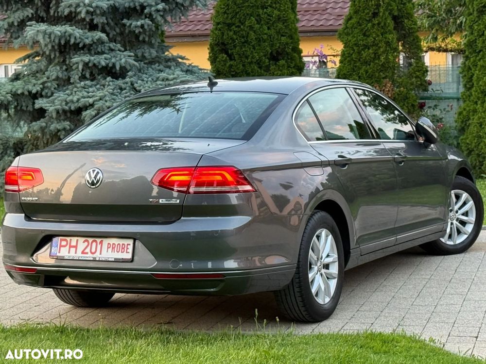 Volkswagen Passat 1.6 TDI (BlueMotion Technology) Comfortline - 4