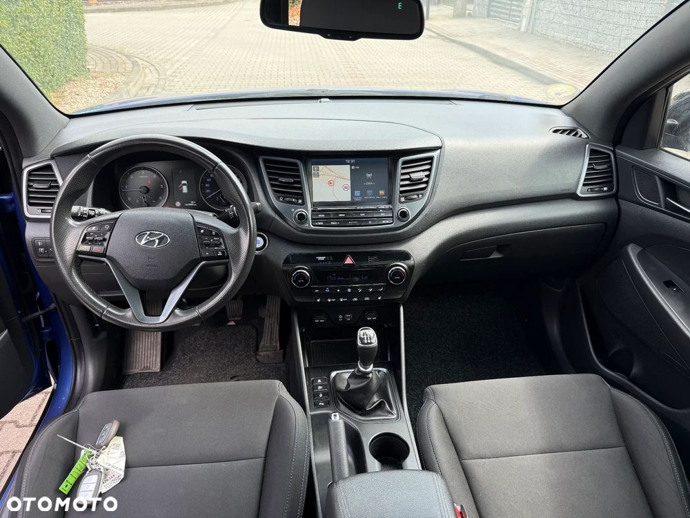 Hyundai Tucson blue 1.7 CRDi 2WD Trend - 9