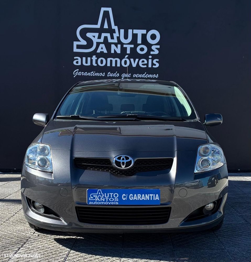 Toyota Auris 1.4 D-4D Comfort+VSC - 2