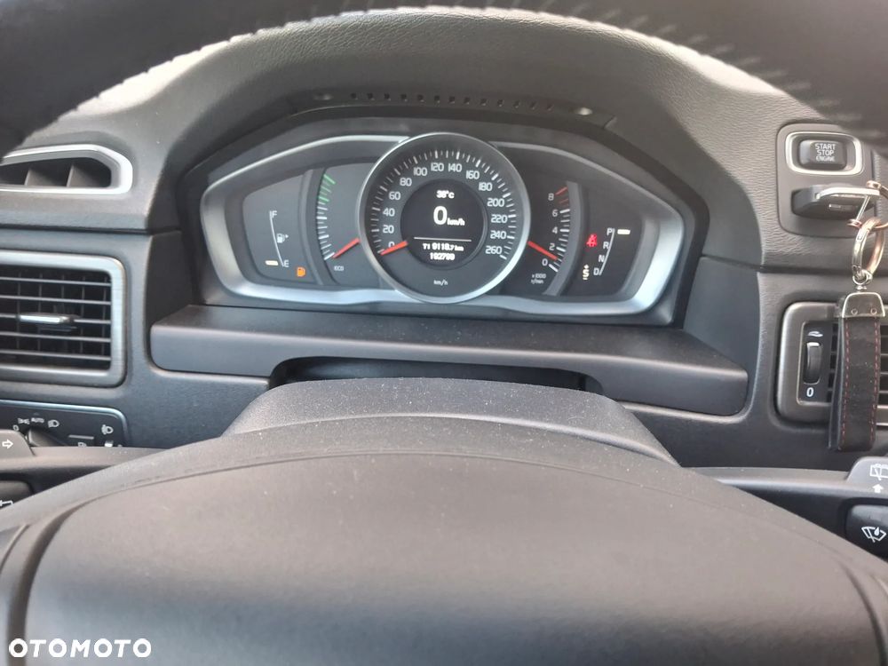Volvo V70 T5 Powershift Summum - 27