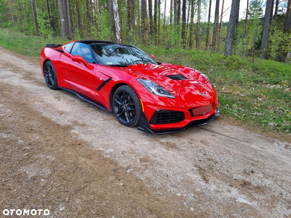 Chevrolet Corvette - 9