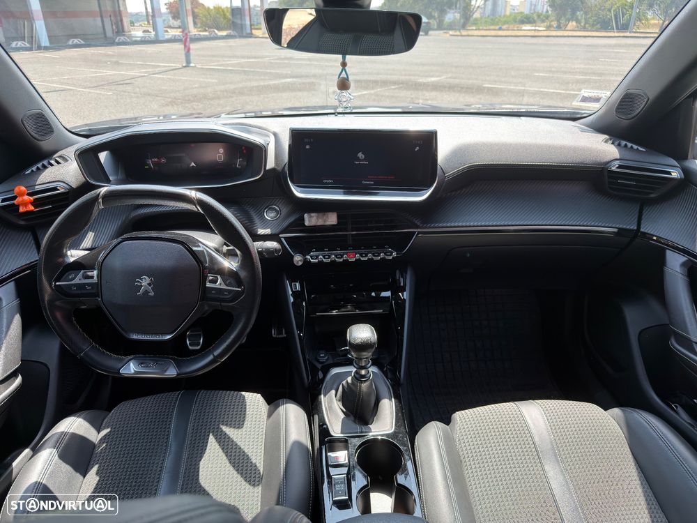 Peugeot 2008 1.2 PureTech GT Line - 5