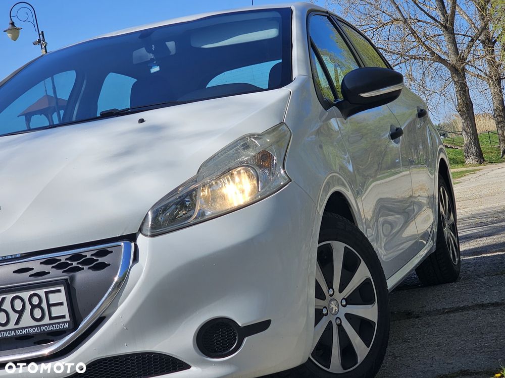 Peugeot 208 - 7