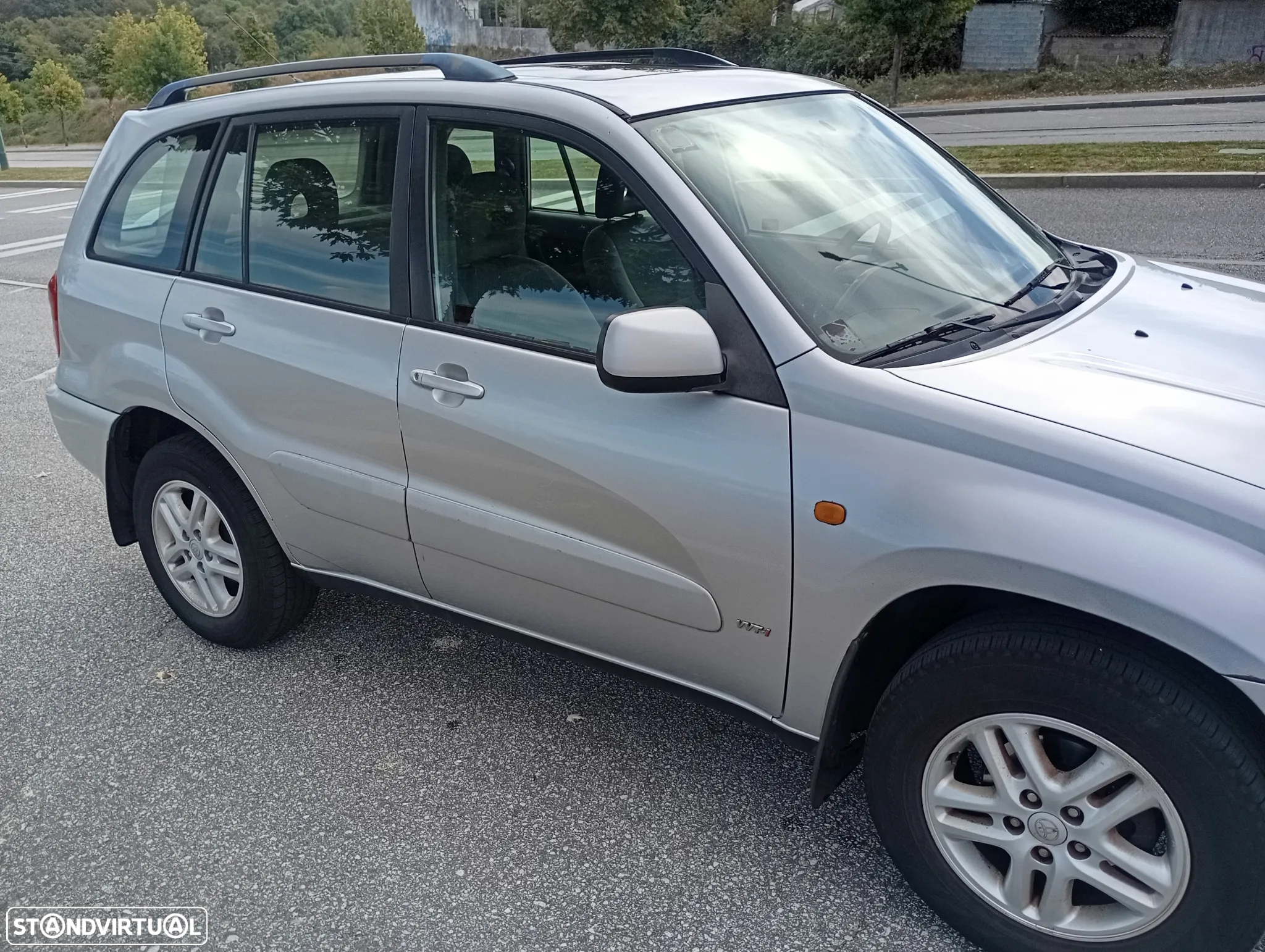 Toyota RAV4 - 5