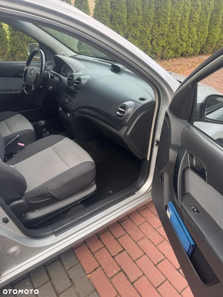 Chevrolet Aveo 1.4 16V Elite (abs,klm) - 23