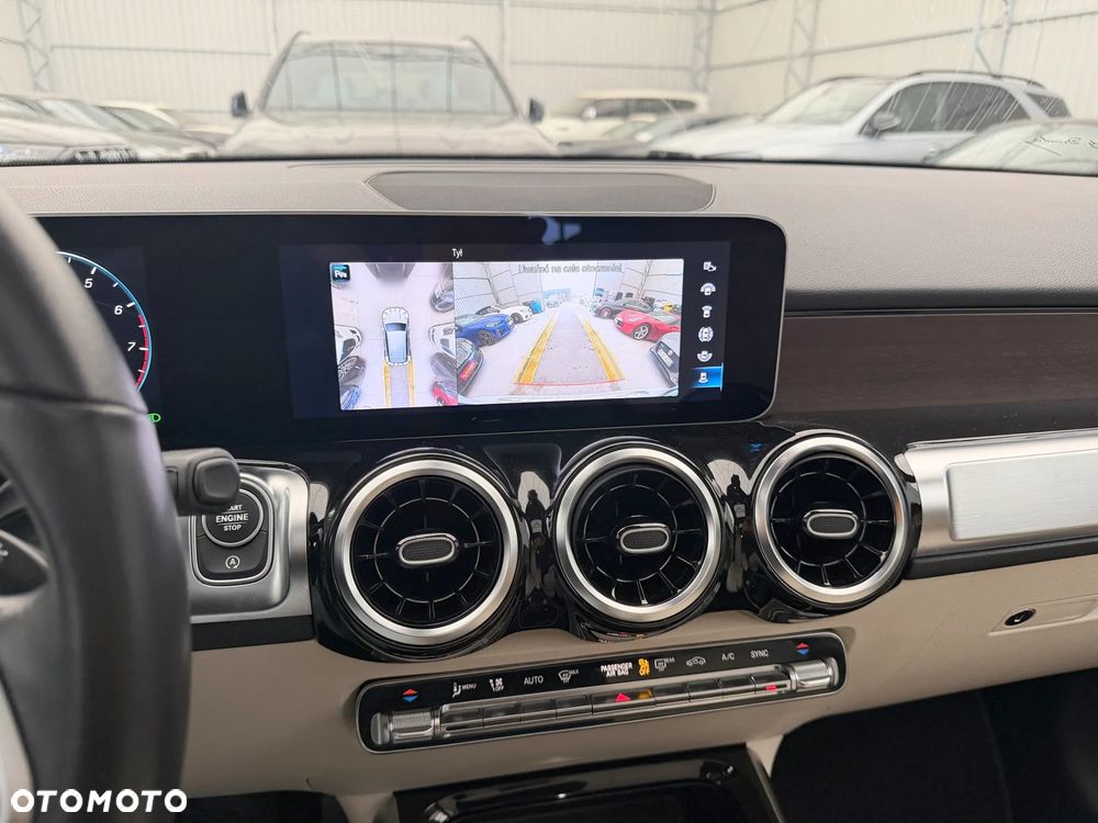 Mercedes-Benz GLB 250 8G-DCT Progressive - 12