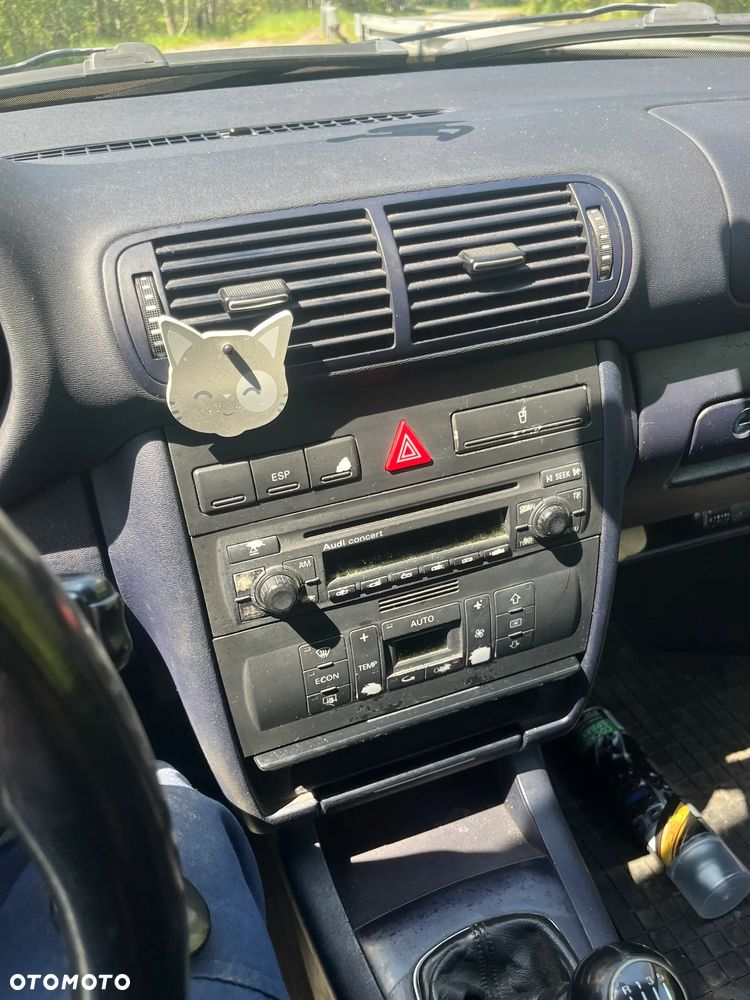 Audi A3 3-drzwiowe 1.6 FSI Ambiente - 13