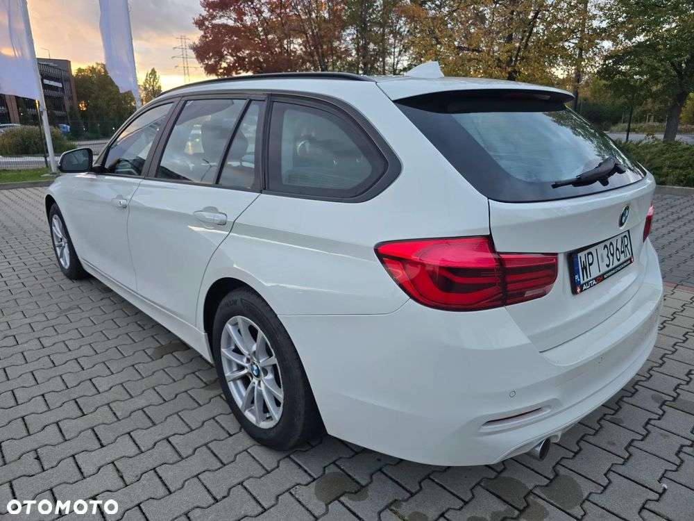 BMW Seria 3 - 25