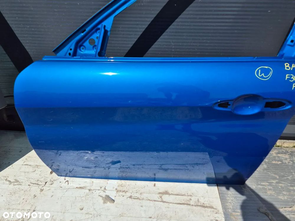 DRZWI PRZEDNIE LEWE BMW F30 , F31 , F80 - 2