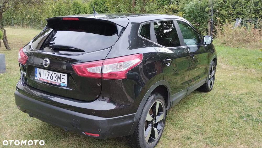 Nissan Qashqai - 2