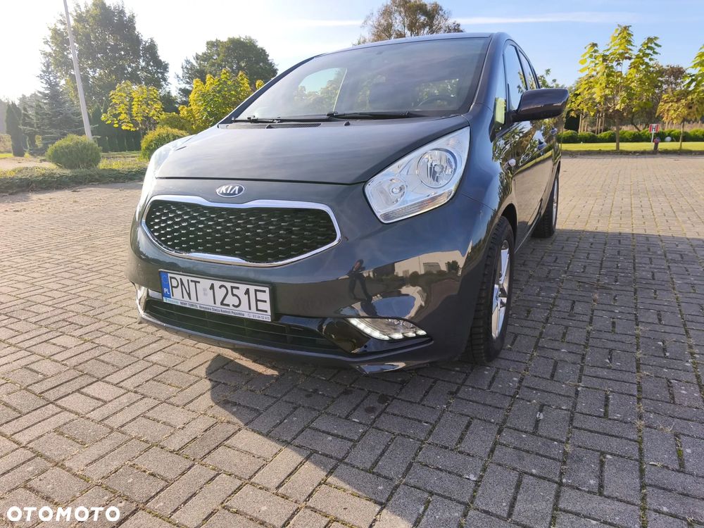 Kia Venga - 36
